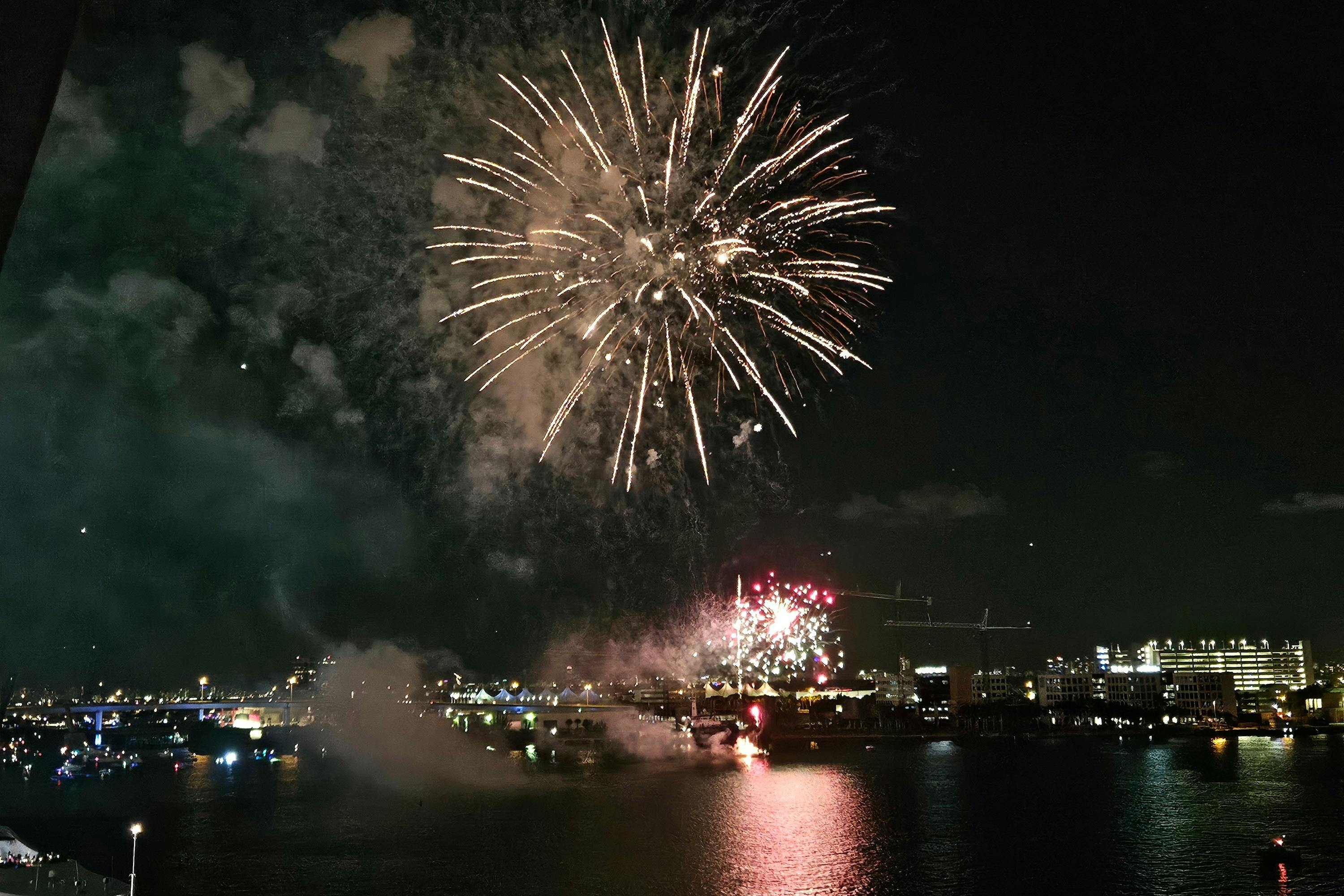 Miami: 4th of July Fireworks Cruise on Biscayne Bay - Photo 1 of 7
